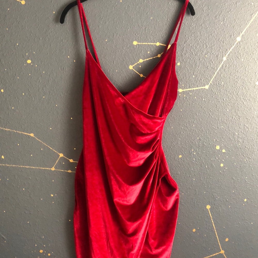 NWT Sexy Velvet Boohoo Dress